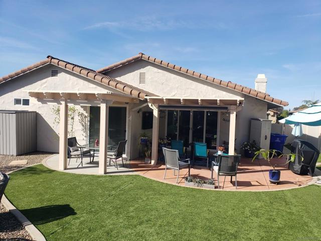 18233 Via Guadalmina, San Diego, California 92128, 3 Bedrooms Bedrooms, ,2 BathroomsBathrooms,Single Family Residence,For Sale,Via Guadalmina,250001285SD