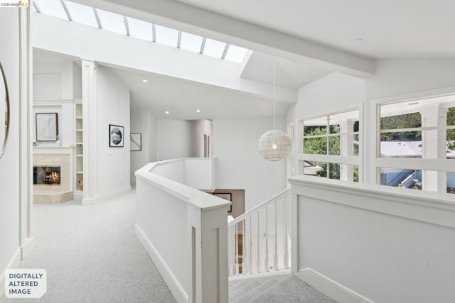 Image 33 of 57 For 23 Valant Place