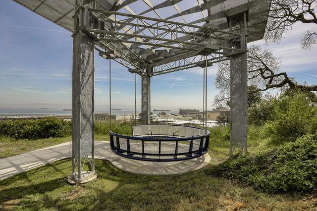 501 Hudson Avenue, San Francisco CA: https://media.crmls.org/mediaz/1e58b8cd-6aa4-4cdf-bfd4-d7aa8af1843b.jpg