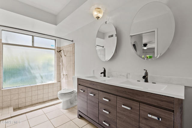 28606 Solon Avenue, Canyon Country CA: https://media.crmls.org/mediaz/1e58f067-281d-4153-b2f6-d22dba0a0b44.jpg