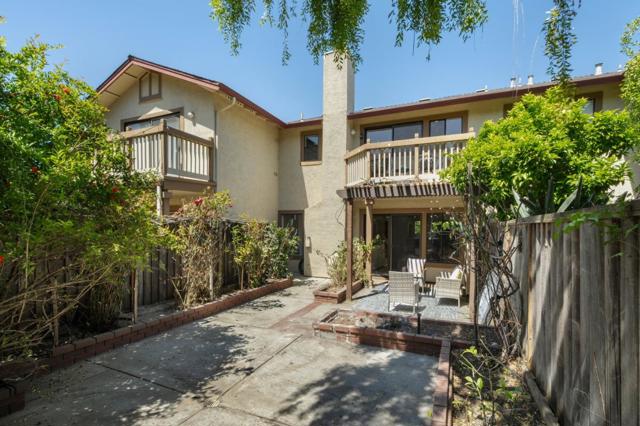 940 Cherry Glen Terrace, Fremont CA: https://media.crmls.org/mediaz/1e5ad03a-b21e-417e-8889-bd1d3ec81581.jpg