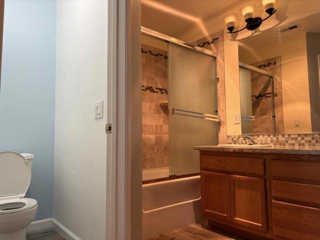 1605 HERMOCILLA Way, San Jose CA: https://media.crmls.org/mediaz/1e5b6230-e94d-4c34-a642-fa54e2e25664.jpg