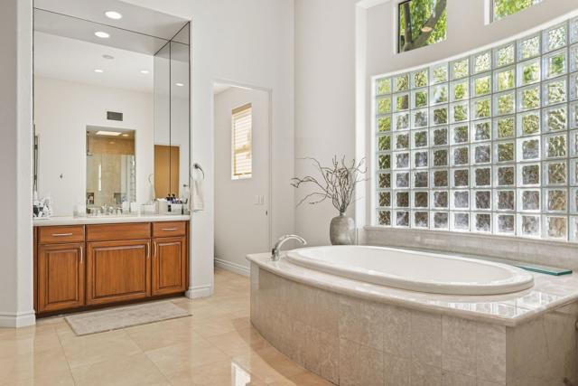 334 Crest Lake Drive, Palm Desert, CA 92211