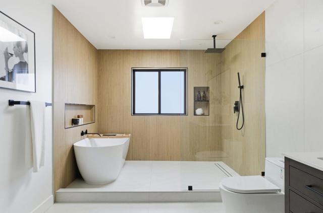 55 Orchard Avenue, Redwood City CA: https://media.crmls.org/mediaz/1e5cb4e6-370f-46ce-a5d5-41e0bbe5a09b.jpg