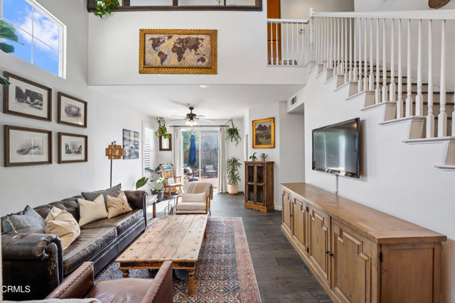 334 Potawatome Street, Ventura CA: https://media.crmls.org/mediaz/1e5e852d-9a1e-4097-8d80-952cd6a1e797.jpg