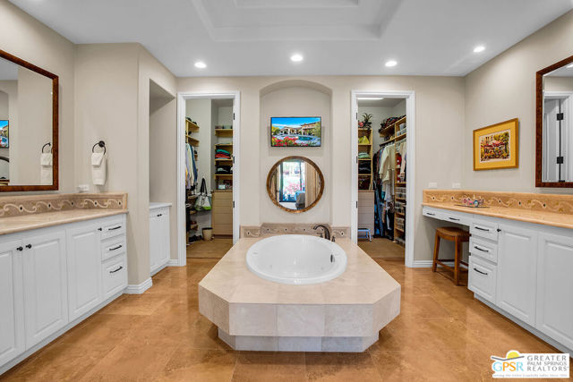 76434 Via Uzzano, Indian Wells CA: https://media.crmls.org/mediaz/1e5e8d5e-ce08-4edb-b130-ef521e824135.jpg