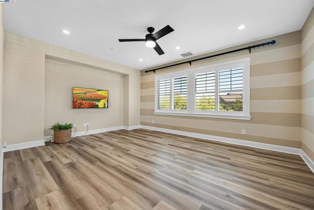 3838 Santa Fe Lane, Tracy CA: https://media.crmls.org/mediaz/1e5fcd47-5a54-4d5e-9568-c1b98dd9ed63.jpg