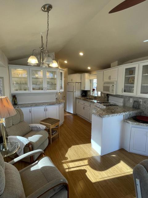 81620 Avenue 49, Indio CA: https://media.crmls.org/mediaz/1e609636-1fb5-485f-ab7d-911a8c813cda.jpg