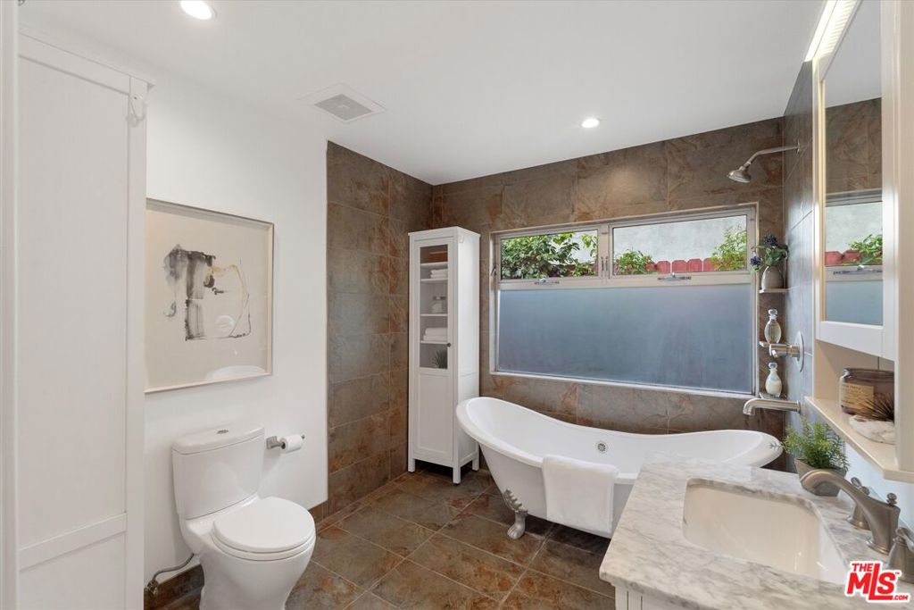 MLS #25602111 image #13