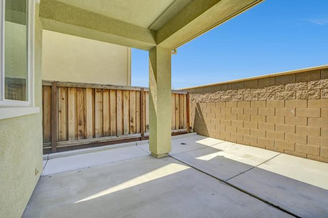 1924 Orfanos Ranch Drive, Brentwood CA: https://media.crmls.org/mediaz/1e60bfbc-0b6a-4c2d-820b-f98accbdb83b.jpg