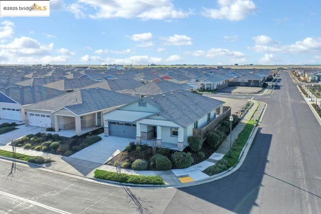 2291 Revival Lane, Rio Vista CA: https://media.crmls.org/mediaz/1e610663-8f9f-4f69-9216-8b7e362e395f.jpg