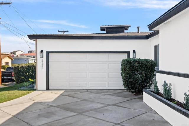 Image 2 of 31 For 6225 Viewpoint Drive