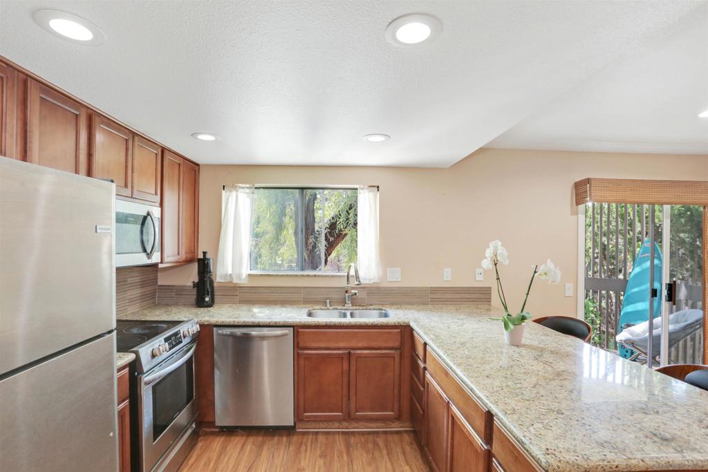 155 Rosebay Dr - photo 9