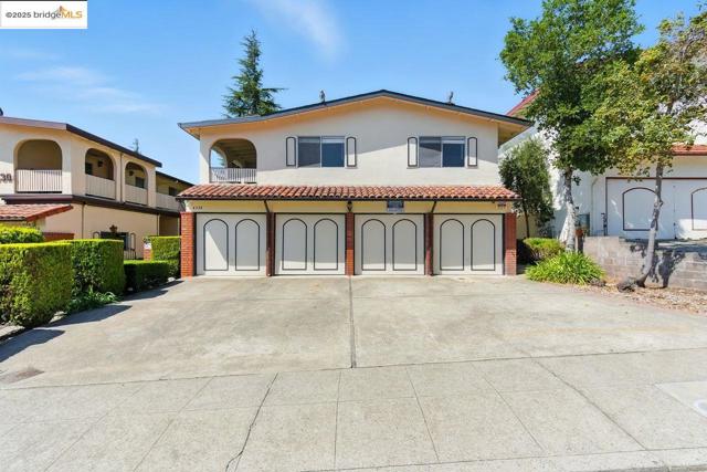 4336 Rilea Way, Oakland CA: https://media.crmls.org/mediaz/1e65881a-720c-4211-9675-ff139cb932ae.jpg