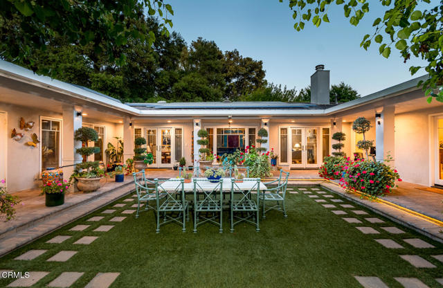Detail Gallery Image 21 of 42 For 4409 Encinas Dr, La Canada Flintridge,  CA 91011 - 5 Beds | 4 Baths