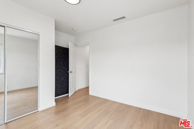 834 E 90th Street, Los Angeles CA: https://media.crmls.org/mediaz/1e6619cf-4a07-4f7c-973b-7fcbdd2e655c.jpg