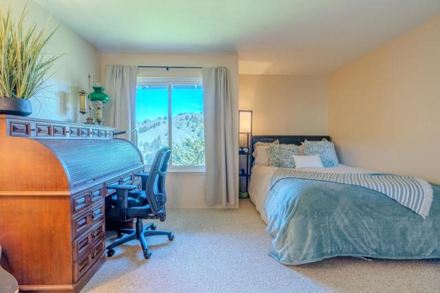 945 Fassler Avenue, Pacifica CA: https://media.crmls.org/mediaz/1e6628c9-a1f2-4e36-9a00-64958023a8bb.jpg