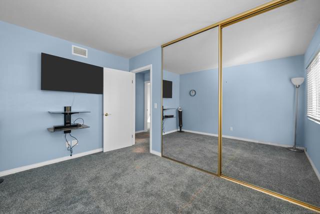 13170 Entreken Ave,  CA: https://media.crmls.org/mediaz/1e667a5f-202c-44f3-bde8-08810b815f93.jpg