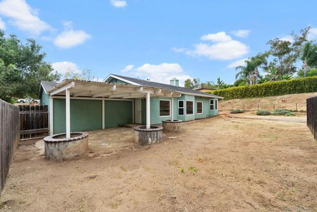 11507 Pinehurst Drive, Lakeside CA: https://media.crmls.org/mediaz/1e66eaed-8307-4a36-a10f-74777e9ab2c6.jpg