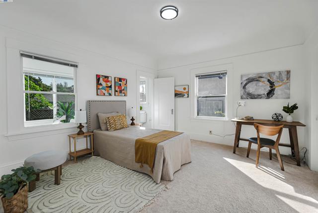 1781 B St, Hayward CA: https://media.crmls.org/mediaz/1e672774-edec-4cfc-866f-ac283ebcb023.jpg