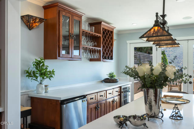 3626 Saint Elizabeth Road, Glendale CA: https://media.crmls.org/mediaz/1e67779c-2f40-43e0-a5a2-2169a5f60785.jpg