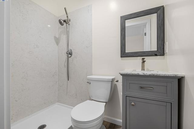 474 Oliver St, Milpitas CA: https://media.crmls.org/mediaz/1e68179d-43e3-46cb-aba3-936e560aef56.jpg