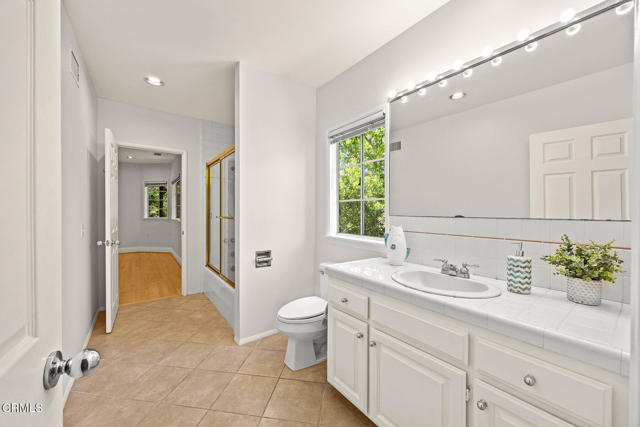 Detail Gallery Image 16 of 24 For 405 Woodcliffe Rd, Pasadena,  CA 91105 - 3 Beds | 2/1 Baths
