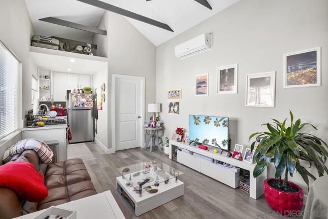 931 21st, San Diego CA: https://media.crmls.org/mediaz/1e69506f-ee24-4324-941c-c5c103230b4a.jpg