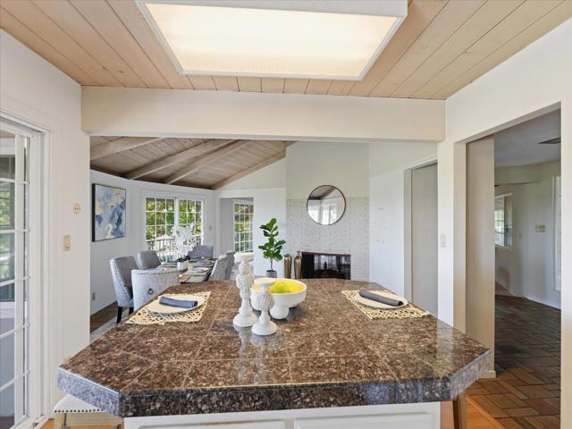 624 Oakridge Drive, Los Altos CA: https://media.crmls.org/mediaz/1e6a6c80-93d4-403d-8c3a-b9a2bcf2990f.jpg