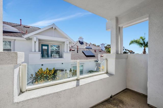 765 Harbor Cliff Way, Oceanside CA: https://media.crmls.org/mediaz/1e6b1318-41f5-4e17-878d-06c2f9dae03b.jpg
