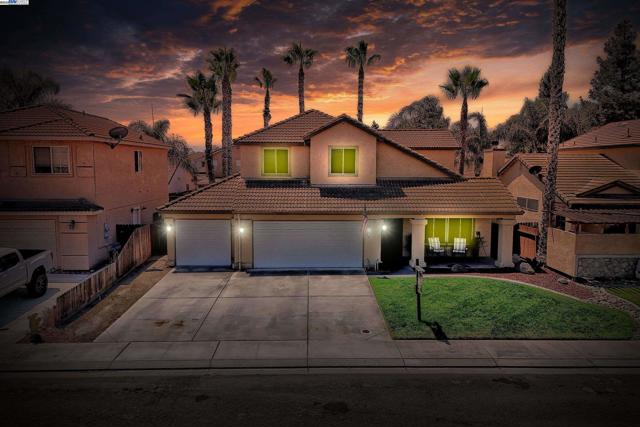4516 Old Mill Ct, Salida CA: https://media.crmls.org/mediaz/1e6b6d53-aa67-4d2e-a4ab-e85f0de74ee8.jpg