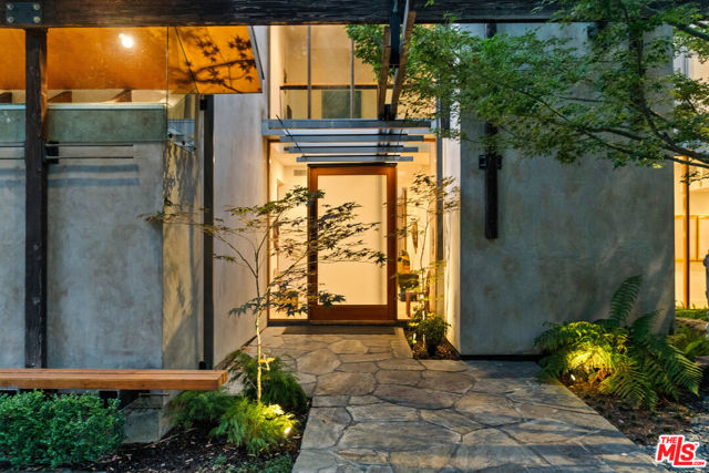 Details for 7728 Woodrow Wilson Drive, Los Angeles, CA 90046