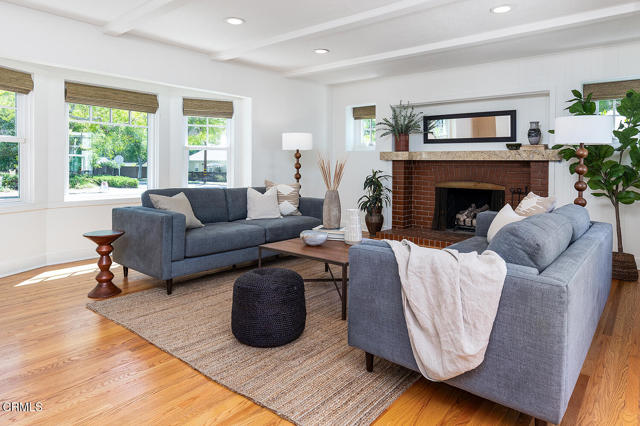 Detail Gallery Image 6 of 36 For 545 N Sunnyslope Ave, Pasadena,  CA 91107 - 3 Beds | 2/1 Baths