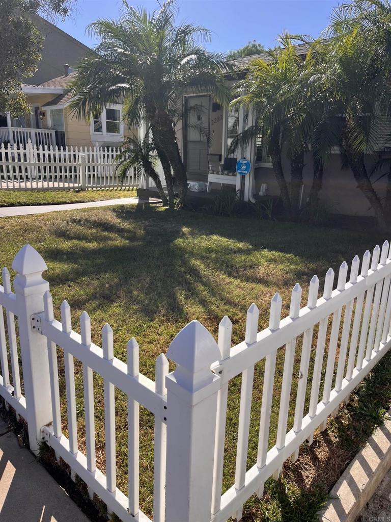 2252 Etiwanda Street - photo 12