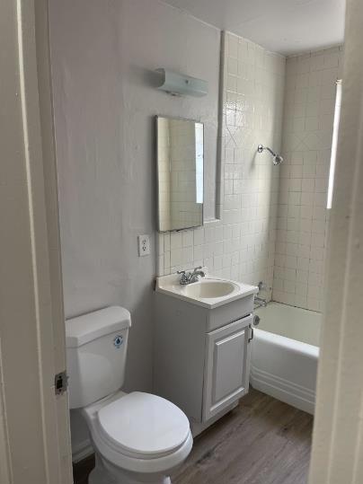 722 N San Joaquin Street, Stockton CA: https://media.crmls.org/mediaz/1e6d44d5-674a-411e-b5f7-5b63fd6a23d1.jpg