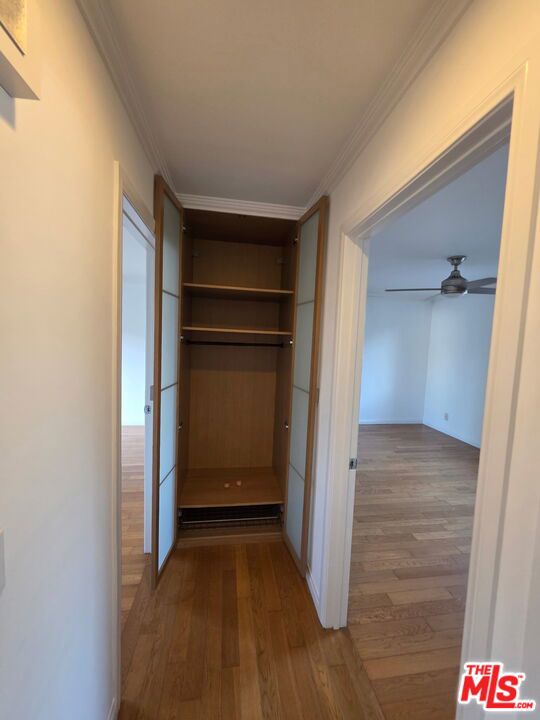1029 Pleasantview Avenue, Venice CA: https://media.crmls.org/mediaz/1e6fbb7b-8000-4053-b164-d7fc1714b15d.jpg