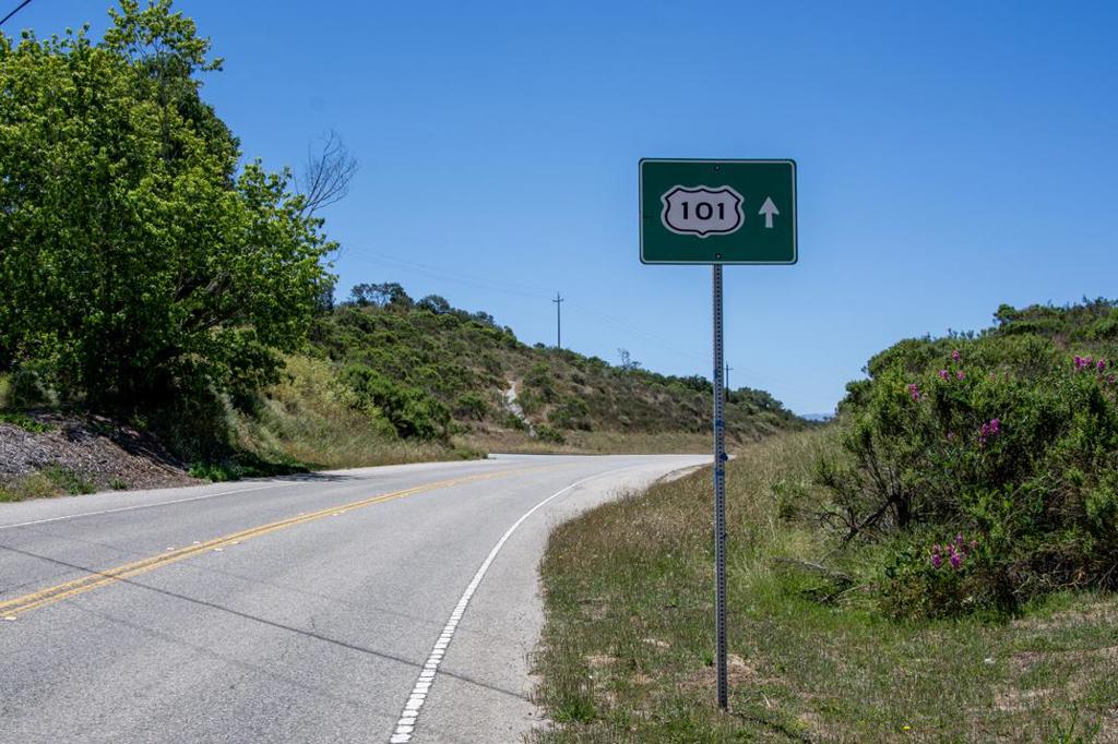https://media.crmls.org/mediaz/1e700f34-793f-41fa-b7c8-3feb506a8db2.jpg?preset=X-Large