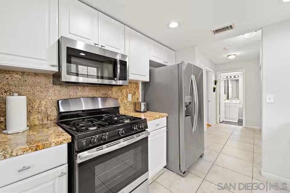 309 Lewis - photo 14