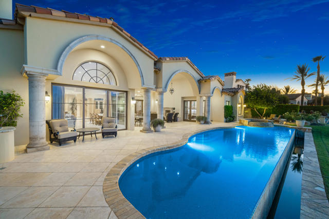 80614 Via Pessaro, La Quinta CA: https://media.crmls.org/mediaz/1e71c5b2-bb5a-4f43-9794-26c66d4e7faf.jpg