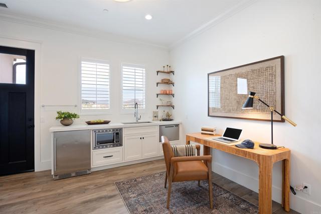 42144 Citrus Heights Road, Temecula CA: https://media.crmls.org/mediaz/1e721f91-2346-479b-93b0-a596c3f4f7f3.jpg