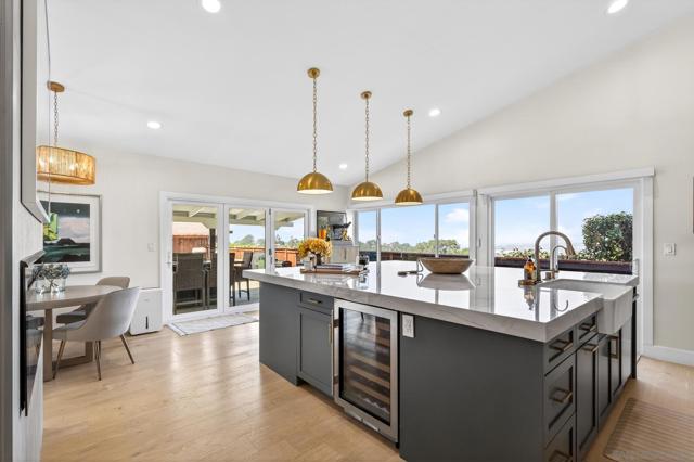 14224 Recuerdo Dr, San Diego CA: https://media.crmls.org/mediaz/1e72f68d-45e8-4b63-8839-45199b927db8.jpg