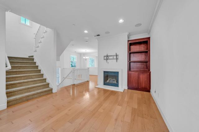 Image 7 of 35 For 1009 Jena Terrace