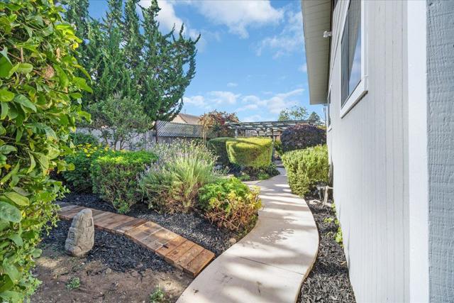 2304 Mattison Lane, Santa Cruz CA: https://media.crmls.org/mediaz/1e73e018-62de-44a5-a5a9-b2442b0fca69.jpg