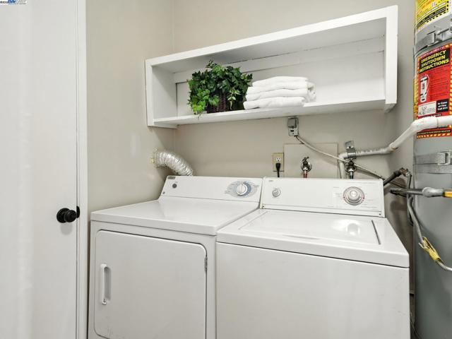 727 Sandpiper Cmn, Livermore CA: https://media.crmls.org/mediaz/1e7406f7-0bab-44fc-951d-08b012a889f4.jpg