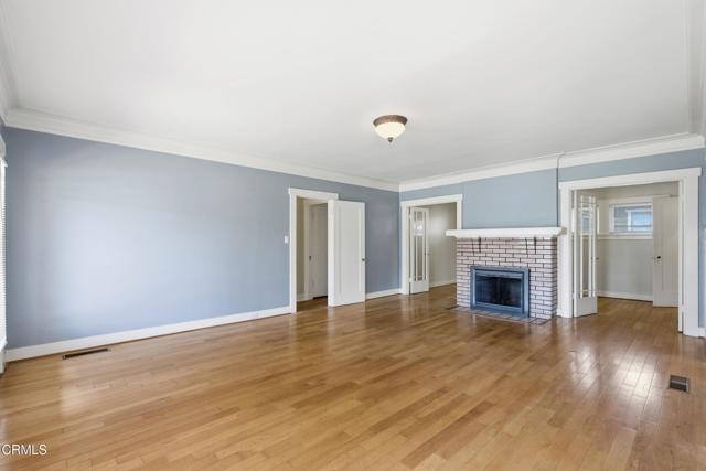 Detail Gallery Image 3 of 19 For 1455 E Villa St, Pasadena,  CA 91106 - 7 Beds | 4/1 Baths