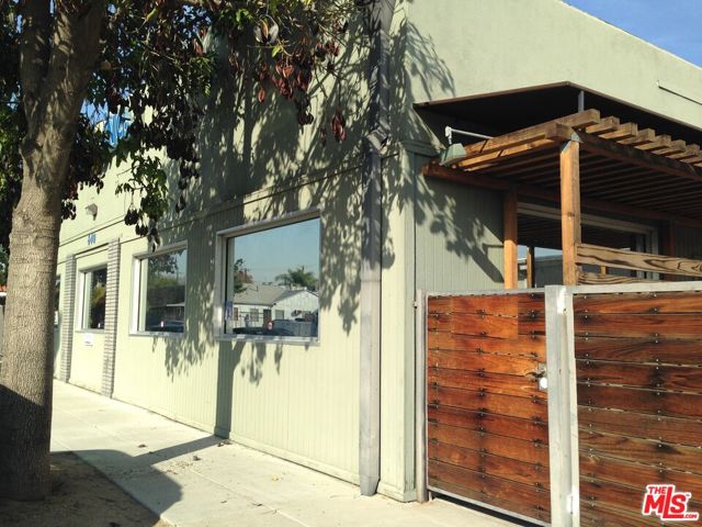  Commercial for Sale in Burbank, California