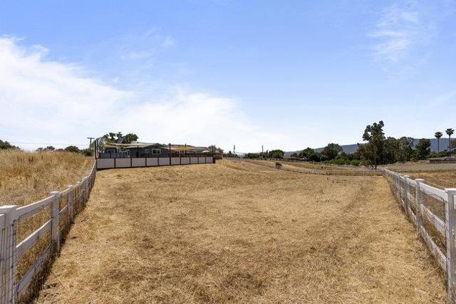2985 Roop Road, Gilroy CA: https://media.crmls.org/mediaz/1e75486a-6ccb-4ae5-abb5-a9d0c0837f7f.jpg