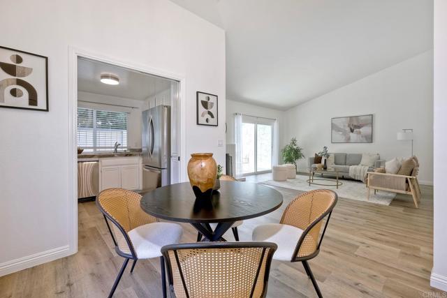 232 Cerco Rosado, San Marcos CA: https://media.crmls.org/mediaz/1e7564a1-c25e-4d2a-bd5e-d755bf1ef64d.jpg