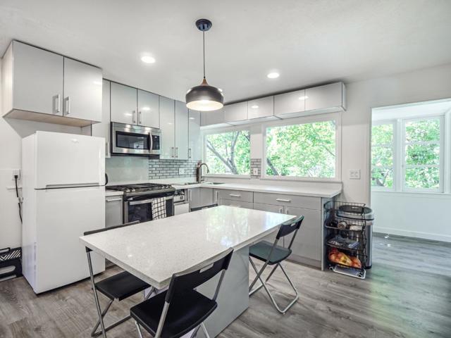 507 Market Street, Santa Cruz CA: https://media.crmls.org/mediaz/1e75a71b-f9f4-4f5e-b549-15725123e400.jpg