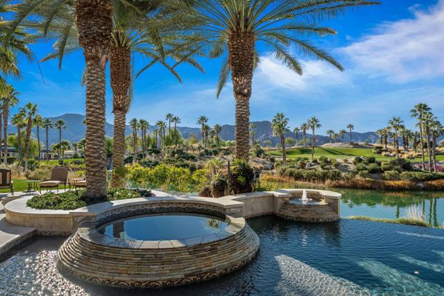 52345 Via Savona, La Quinta CA: https://media.crmls.org/mediaz/1e778405-5360-431f-8773-d666eccd26f2.jpg